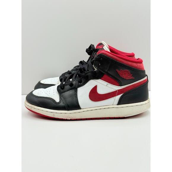 Size 6.5Y Nike Air Jordan 1 Mid Youth White Black Gym Red Shoes DJ4695-122 - Picture 3 of 8